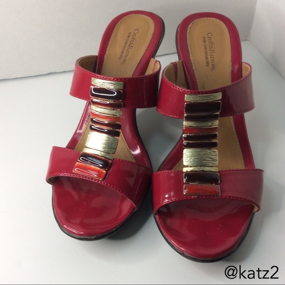 Croft & Barrow Fuschia Sandals - Picture 1 of 6